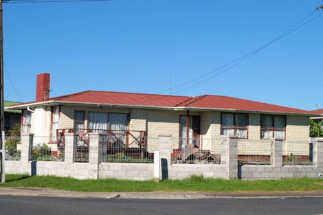 Photo of property in 96 Vine Street, Mangere East, Auckland, 2024