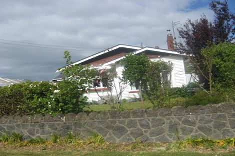 Photo of property in 24 Birdwood Avenue, Beckenham, Christchurch, 8023