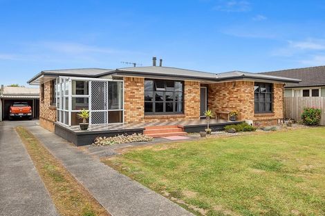 Photo of property in 41 Collins Road, Melville, Hamilton, 3206