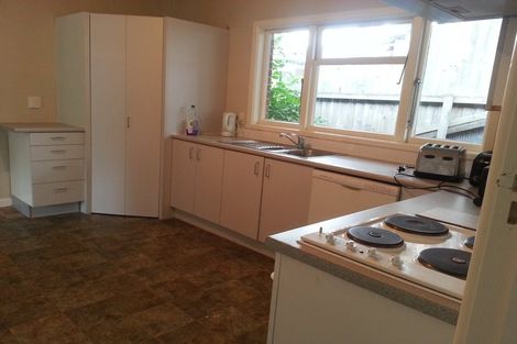 Photo of property in 8 Curletts Road, Sockburn, Christchurch, 8042