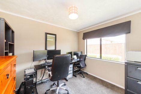 Photo of property in 25 Mcleavey Drive, Kelvin Grove, Palmerston North, 4414