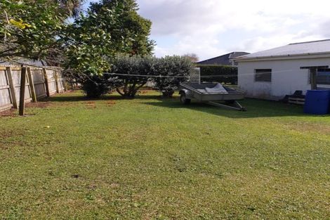 Photo of property in 4 Kendallvale Drive, Waiuku, 2123