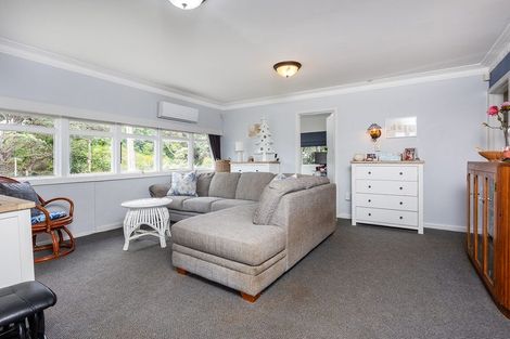 Photo of property in 60 Beach Valley Road, Piha, New Lynn, 0772