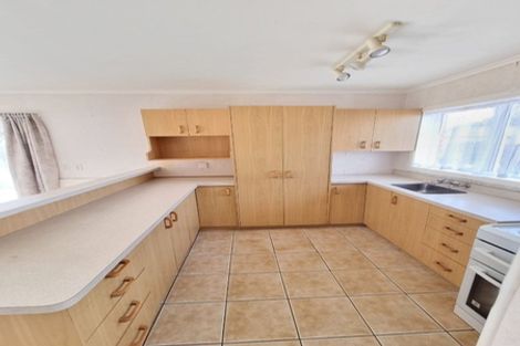 Photo of property in 1/147 Old Wairoa Road, Papakura, 2110