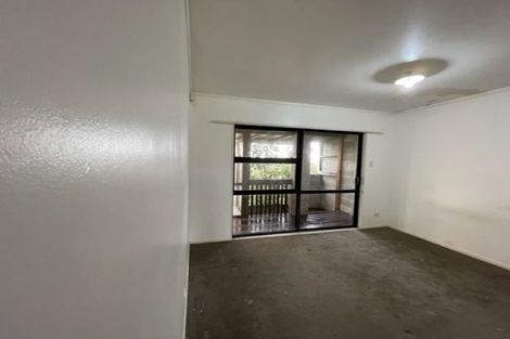 Photo of property in 1/2 Monde Place, Clover Park, Auckland, 2019