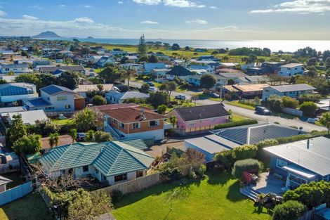 Photo of property in 37b Percy Road, Papamoa Beach, Papamoa, 3118