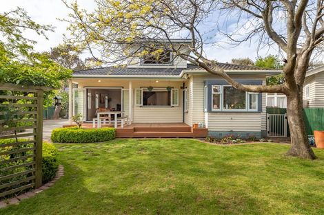 Photo of property in 51 Pohutukawa Street, Woburn, Lower Hutt, 5010