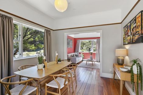 Photo of property in 25 Royal Street, Berhampore, Wellington, 6023