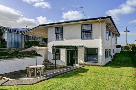 Photo of property in 180 Tuhikaramea Road, Dinsdale, Hamilton, 3204