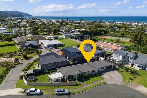Photo of property in 7 Seafoam Place, Waihi Beach, 3611
