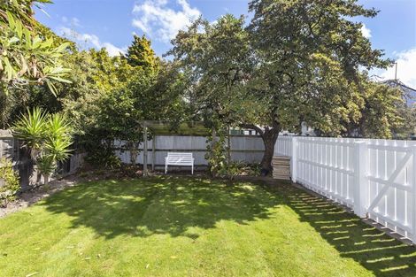 Photo of property in 124b Glandovey Road, Strowan, Christchurch, 8052