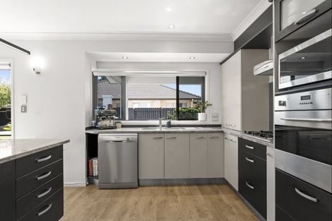 Photo of property in 10 Koro Mews, Papamoa Beach, Papamoa, 3118