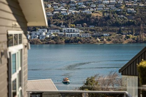 Photo of property in 556b Peninsula Road, Kelvin Heights, Queenstown, 9300