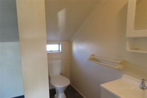 Photo of property in 2/7 Division Street, Riccarton, Christchurch, 8041