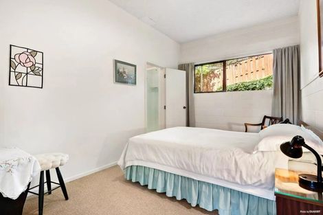 Photo of property in 1/94 John Downs Drive, Browns Bay, Auckland, 0630