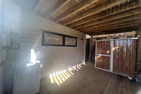 Photo of property in 26 Kiteroa Terrace, Rothesay Bay, Auckland, 0630