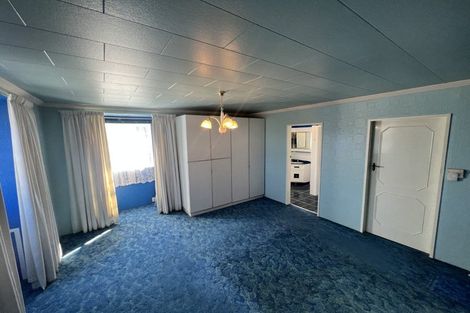 Photo of property in 2 Avon Street, Levin, 5510