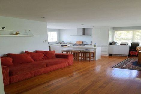 Photo of property in 9 Hinau Street, New Lynn, Auckland, 0600