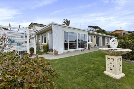 Photo of property in 1a Walmer Grove, Bell Block, New Plymouth, 4312