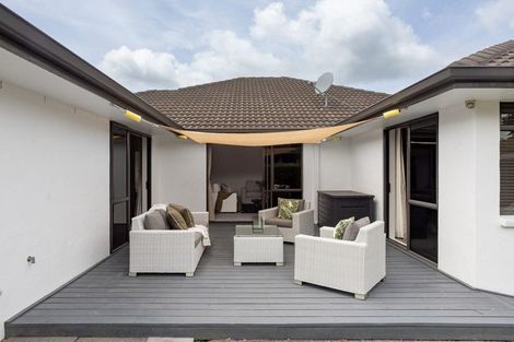 Photo of property in 14 Glenmonarch Place, Pyes Pa, Tauranga, 3112