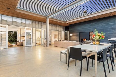 Photo of property in 64 Taumata Road, Omaha, 0986