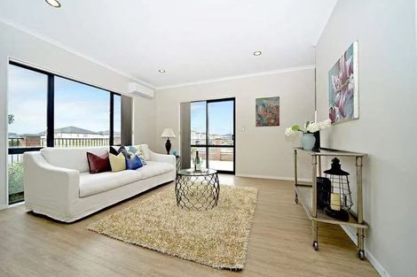 Photo of property in 10 Urney Drive, Flat Bush, Auckland, 2019