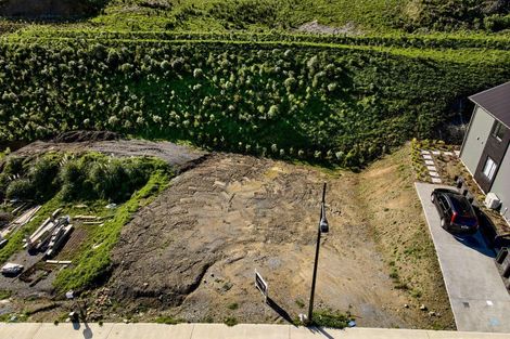 Photo of property in 19 Oakum Road, Whitby, Porirua, 5024