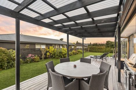 Photo of property in 32 Quinnat Street, Albert Town, Wanaka, 9305