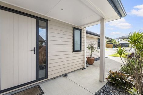 Photo of property in 21 Maylee Crescent, Gulf Harbour, Whangaparaoa, 0930