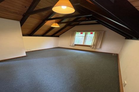 Photo of property in 11 Mcmanaway Grove, Stokes Valley, Lower Hutt, 5019