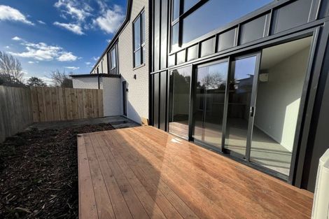 Photo of property in 4/133 Blighs Road, Strowan, Christchurch, 8052