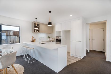 Photo of property in 10 Okoutu Lane, Moera, Lower Hutt, 5010