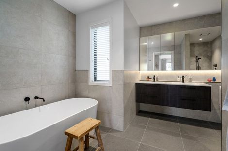 Photo of property in 33 Lakewood Lane, Cambridge, 3434