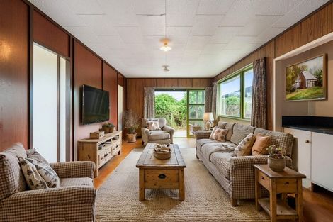 Photo of property in 13 Ennis Avenue, Pakuranga Heights, Auckland, 2010