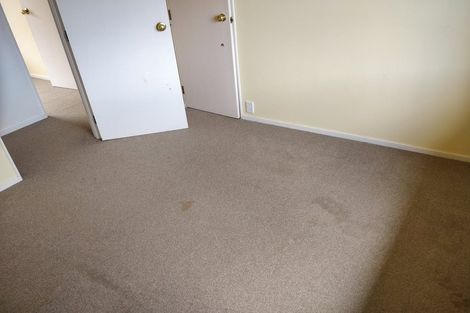 Photo of property in 3/16 Arahoe Road, New Lynn, Auckland, 0600