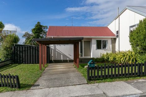Photo of property in 103 Allington Road, Karori, Wellington, 6012