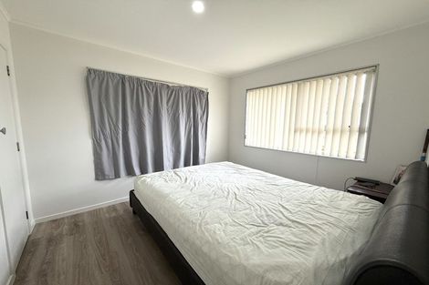 Photo of property in 1/73 Macleans Road, Bucklands Beach, Auckland, 2014