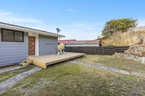 Photo of property in 43b Hartford Crescent, Totara Park, Upper Hutt, 5018
