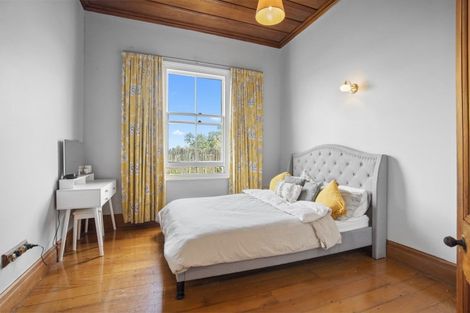 Photo of property in 13 Norfolk Rise, Waiuku, 2123