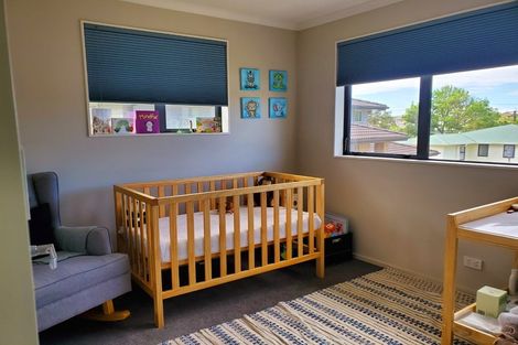 Photo of property in 20a Duncan Avenue, Te Atatu South, Auckland, 0610