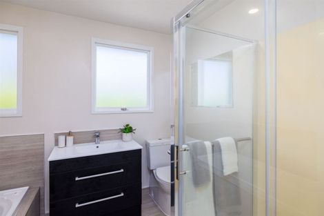 Photo of property in 2/7 Farnborough Street, Aranui, Christchurch, 8061