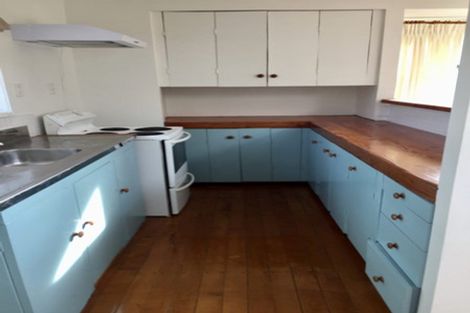 Photo of property in 33 Glendon Avenue, Avondale, Auckland, 1026