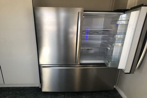 Photo of property in 17 Highbury Road, Highbury, Wellington, 6012