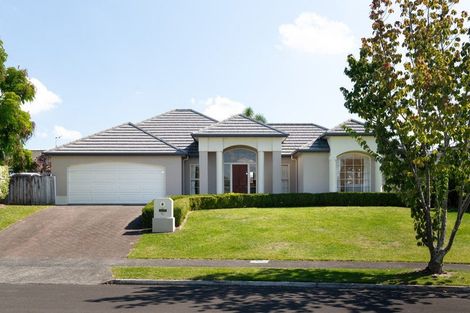 Photo of property in 31 Cairns Crescent, Rototuna, Hamilton, 3210