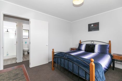 Photo of property in 7 Beadle Place, St Andrews, Hamilton, 3200