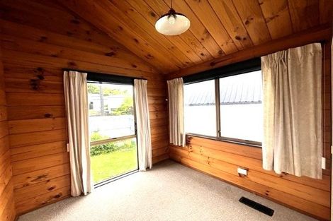 Photo of property in 48 Mulberry Street, Maungaraki, Lower Hutt, 5010