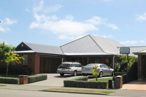 Photo of property in 53 Chesterfield Mews, Russley, Christchurch, 8042