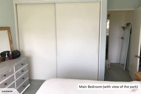 Photo of property in 5 Esther Place, Red Beach, 0932