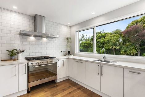 Photo of property in 12 Ripon Crescent, Meadowbank, Auckland, 1072