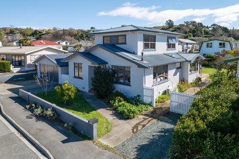 Photo of property in 16 Gorrie Street, Nelson South, Nelson, 7010